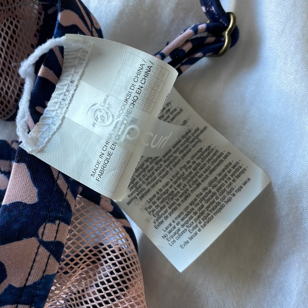 Sun Shadow Rip Curl Triangle Bikini Fixed Top - Picture 7 of 7